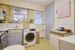 Kitchen- click for photo gallery